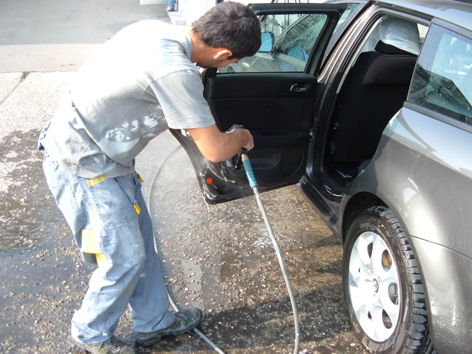 Pressure Washer